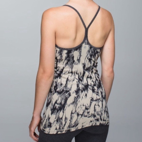 LULULEMON Tank Top Women Size 4 Power Y Pose Racerback Black Tie Dye Stretchy - Picture 13 of 16